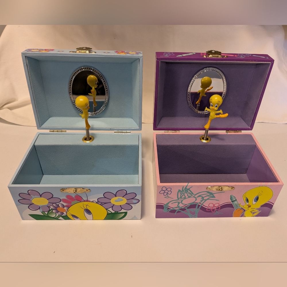 Y2K Tweety Bird Music Boxes